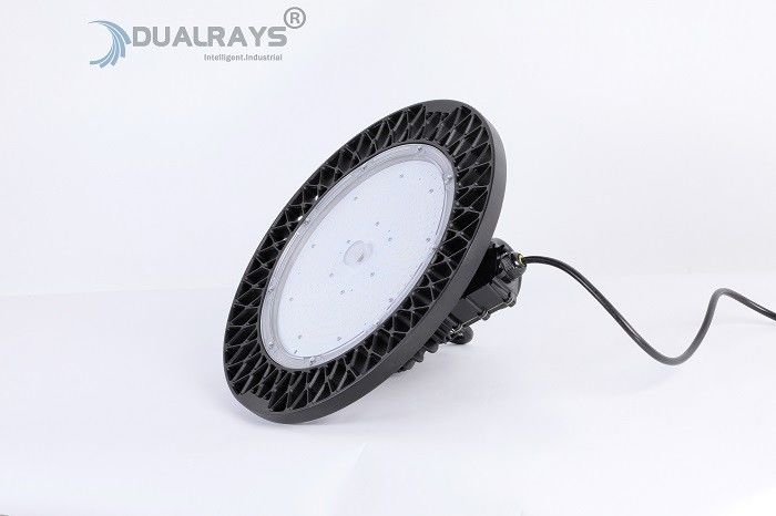 140LPW بقيادة UFO High Bay Lighting 200W ورشة عمل مستودع المصنع الصناعي