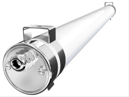 D6 LED مصباح ثلاثي القوائم مضاد للأشعة فوق البنفسجية أمونيا لإضاءة المزرعة IP69K PMMA IK06 مضاد للأمونيا / UV / PC IK10 حماية مضادة للأشعة فوق البنفسجية